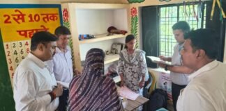 सीतापुर: डीएम ने बिसवां के एएनएम सेंटर और आंगनबाड़ी केंद्र का किया औचक निरीक्षण, व्यवस्थाओं में खामियां मिलने पर जताई नाराजगी