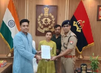 बहादुर बिटिया के साहस से लुटेरे गिरफ्तार, एसएसपी ने किया सम्मानित