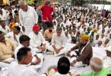 ठाकुर पूरन सिंह के पिता की शोक सभा में पहुंचे बृजभूषण सिंह, पंकज मलिक और रविंद्र गुर्जर