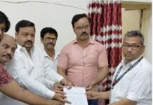 फर्रुखाबाद में फूटा गुस्सा : कालिंदी एक्सप्रेस का रूट बदला तो होगा बड़ा आंदोलन, विकास मंच ने रेलवे को दी खुली चेतावनी