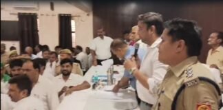 तहसील दिवस में बवाल : अधिवक्ताओं और लेखपालों में नोकझोंक, हाथापाई से मची अफरा-तफरी