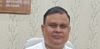 जय प्रकाश ने अपर आयुक्त के रूप में संभाला पदभार, अनुभवी पीसीएस अधिकारी, कई जिलों में दे चुके हैं सेवाएं—अब गोरखपुर मंडल में नई जिम्मेदारी