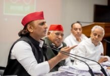 अखिलेश यादव बोले- बुलडोजर का आतंक लोकतंत्र के खिलाफ, सत्ता का दुरुपयोग गलत