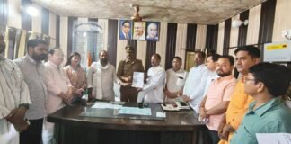 ‘गद्दार’ शब्द पर रायबरेली में ‘रार’ : राहुल गांधी के बयान पर भड़की भाजपा, कोतवाली में हल्ला बोल!