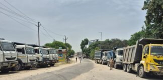 सहारनपुर में खनन माफियाओं पर कार्रवाई : 9 डंपर पकड़े गए