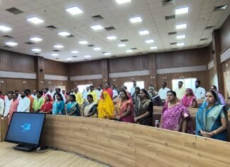 नगर निगम सदन में हंगामा, देरी से पहुंचे अधिकारी तो भड़के पार्षद; सदन स्थगित
