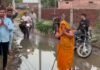 देवरान गाड़िया में जलभराव से बिगड़े हालात, सड़कें बनी तालाब; ग्रामीणों में बीमारी का डर