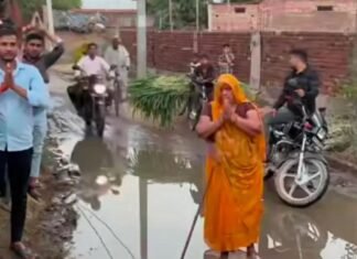 देवरान गाड़िया में जलभराव से बिगड़े हालात, सड़कें बनी तालाब; ग्रामीणों में बीमारी का डर