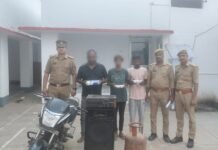 स्कूलों और आरोग्य केंद्रों में चोरी करने वाले गिरोह का भंडाफोड़ : तीन आरोपी गिरफ्तार