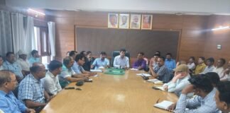 डंफर की रफ्तार पर प्रशासन का शिकंजा, लापरवाही पर होगी कड़ी कार्रवाई