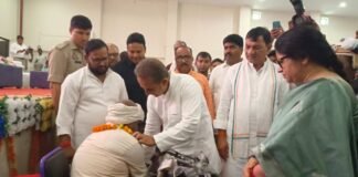 उत्तर प्रदेश : गोण्डा में 709 दिव्यांगजनों को मिला आत्मनिर्भरता का तोहफा, केंद्रीय मंत्री ने बांटे 1030 सहायक उपकरण