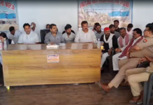 गोंडा योगी के कार्यक्रम से पहले सपा नेताओं को हाउस अरेस्ट, ज्ञापन देने की कोशिश पर प्रशासन ने लगाई रोक