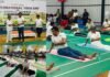 योग सप्ताह में सांसद रवि किशन ने किया योगाभ्यास, बोले- योग से मिलता है स्वस्थ शरीर और शांत मन