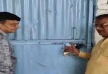 मथुरा: फैक्ट्री में लाखों की चोरी, ताला तोड़कर चोर ले गए माल और नकदी