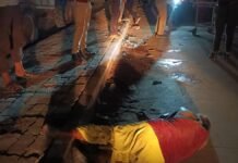 चाकूबाजी और रेस्टोरेंट में तांडव से मचा हड़कंप! UP में 60 रुपये के विवाद में अधेड़ पर चाकू से हमला