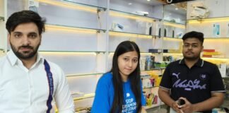 UP: सहारनपुर में मोबाइल शोरूम पर चोरों का धावा! लाखों का माल समेट ले गए बदमाश, देर रात बाजार में हड़कंप