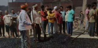 UP: सड़क निर्माण पर विवाद, सभासदों ने गुणवत्ता पर उठाए सवाल