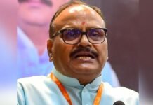 ‘बाबरी का चंदा कहां गया…’, राम मंदिर चढ़ावा चोरी के आरोपों को लेकर अखिलेश यादव पर भड़के डिप्टी CM ब्रजेश पाठक