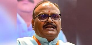 ‘बाबरी का चंदा कहां गया…’, राम मंदिर चढ़ावा चोरी के आरोपों को लेकर अखिलेश यादव पर भड़के डिप्टी CM ब्रजेश पाठक