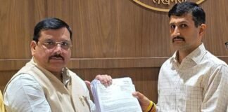UP: राम मंदिर जमीन खरीद पर फिर उठे सवाल, संजय सिंह ने SIT को सौंपे 11 दस्तावेज!
