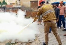 UP: लखनऊ हादसे के बाद अस्पतालों में बढ़ाई गई सतर्कता, जिला अस्पताल में फायर मॉक ड्रिल