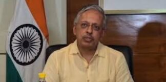 दिल्ली : यूपी के मुख्य सचिव एसपी गोयल दिल्ली पहुंचे, PCS अधिकारियों की IAS पदोन्नति पर आज अहम बैठक