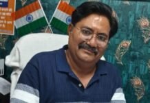 फर्रुखाबाद को मिले नए सीएमओ : डॉ. आनंद उपाध्याय ने संभाला कार्यभार, डॉ. अवनीन्द्र कुमार बने संयुक्त निदेशक