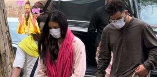 UP – विराट कोहली ने IPL 2026 जीतकर रचा इतिहास, ट्रॉफी उठाते ही अनुष्का संग पहुंचे वृंदावन; संत प्रेमानंद महाराज से लिया आशीर्वाद