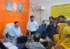सीएमओ ने मोहम्मदाबाद सीएचसी का किया औचक निरीक्षण, मरीजों से सीधे संवाद कर परखी स्वास्थ्य सेवाएं व्यवस्थाओं पर जताया संतोष, चिकित्सकों की कमी जल्द दूर करने का दिया भरोसा