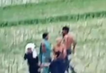 शर्मनाक तस्वीर: टूटा पैर, दर्द से कराहती दादी और पेंशन के लिए ठेले का सहारा — फर्रुखाबाद में बैंकिंग व्यवस्था पर उठे गंभीर सवाल