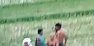 शर्मनाक तस्वीर: टूटा पैर, दर्द से कराहती दादी और पेंशन के लिए ठेले का सहारा — फर्रुखाबाद में बैंकिंग व्यवस्था पर उठे गंभीर सवाल