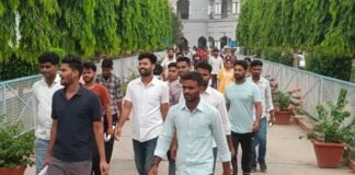 उत्तर प्रदेश पुलिस आरक्षी भर्ती परीक्षा शुरू, पहले दिन 38,928 में से 28,237 अभ्यर्थी ही हुए उपस्थित, 10,691 अनुपस्थित