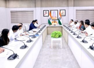 लखनऊ: सीएम योगी आदित्यनाथ ने स्टाम्प एवं पंजीयन विभाग की समीक्षा की, अधिक पारदर्शी और तकनीकी बनाने के दिए निर्देश
