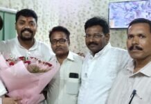 राज्यमंत्री सुरेंद्र दिलेर से पत्रकारों ने की शिष्टाचार भेंट, भागवत कथा में लिया आशीर्वाद