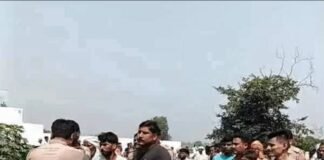 नवाबगंज में दर्दनाक सड़क हादसा, चार बेटों के सिर से उठा पिता का साया; पुलिस अज्ञात वाहन की तलाश में जुटी