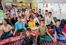 छुट्टियों में बच्चों को मिल रहे संस्कार और योग का प्रशिक्षण, बाल संस्कार शिविर में अनुशासन व समय प्रबंधन का पाठ