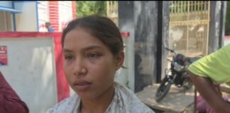 एटा: दबंग युवक सोनू पर युवती से छेड़छाड़ और धमकी का आरोप, तमंचा लेकर घर में घुसा, पुलिस जांच में जुटी