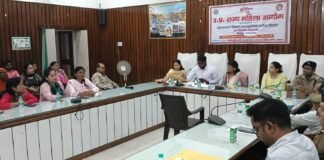 महिला आयोग की सदस्या ने सुनी महिलाओं की समस्याएं, अधिकारियों को दिए त्वरित निस्तारण के निर्देश