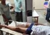 फर्रुखाबाद रेलवे स्टेशन पर दर्दनाक हादसा, ट्रेन से उतरते समय फिसला पैर; आरपीएफ और एंबुलेंस कर्मियों ने दिखाई तत्परता