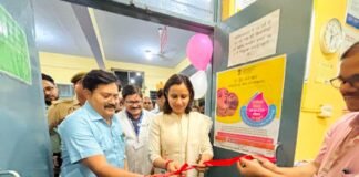 “एक भी बच्चा न छूटे, पोलियो मुक्त बने फर्रुखाबाद” : डीएम ने किया राष्ट्रीय पल्स पोलियो अभियान का शुभारंभ, अभिभावकों से की बच्चों को दवा पिलाने की अपील