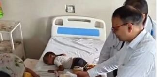फर्रुखाबाद के एनआरसी वार्ड में क्षमता से अधिक भर्ती मिले कुपोषित बच्चे, केंद्रीय अधिकारी ने जांच के बाद मांगी विस्तृत रिपोर्ट, कमियों पर दिए सख्त निर्देश