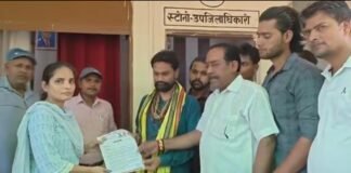 उत्तर प्रदेश : भरत भूषण तिवारी एनकाउंटर; निष्पक्ष जांच की मांग, राष्ट्रीय सवर्ण आर्मी ने तहसीलदार को सौंपा ज्ञापन