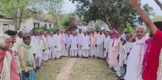 UP: सपा की पीडीए बैठक, सैकड़ों कार्यकर्ताओं की मौजूदगी में चुनावी रणनीति पर किया मंथन