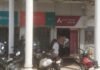 उत्तर प्रदेश : सीतापुर में एक्सिस बैंक के सर्वर रूम में लगी आग, धमाके के बाद मचा हड़कंप