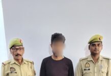उत्तर प्रदेश : वाहन चेकिंग के दौरान अवैध तमंचे के साथ युवक गिरफ्तार, एक जिंदा कारतूस बरामद