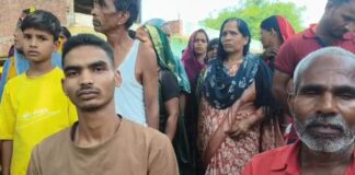 उत्तर प्रदेश : सीतापुर में पुलिस पर रिश्वतखोरी और प्रताड़ना का आरोप, युवक की मौत से मचा हड़कंप; परिजनों ने ठहराया जिम्मेदार