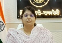 उत्तर प्रदेश पंचायत चुनाव : गांव के ‘प्रशासक’ बने प्रधान, लेकिन नए काम पर डीएम की मुहर जरूरी