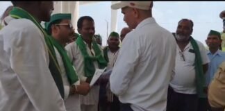 उत्तर प्रदेश: अमेठी में 15 सूत्रीय मांगों को लेकर भाकियू ने एसडीएम को सौंपा ज्ञापन, किसान बोले- हक लेकर रहेंगे…