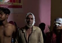 उत्तर प्रदेश : सहारनपुर में बच्चे के रास्ते में बैठने को लेकर बवाल, दो पक्षों में जमकर चले लाठी-डंडे; महिला-बच्चों समेत कई घायल