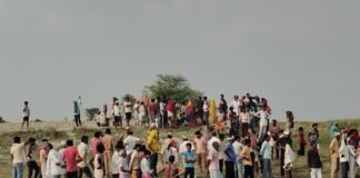 उत्तर प्रदेश : बाराबंकी में भैंस चराने निकले दो बच्चों की नदी में डूबने से मौत, गांव में पसरा मातम